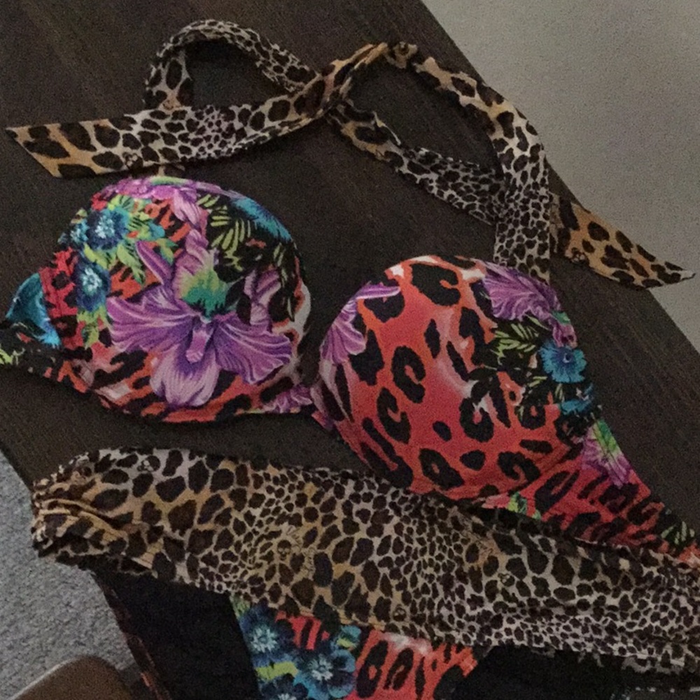 Victoria Secret push up bikini